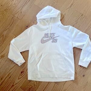 Nike SB Sweatshirt XL-  never worn!
